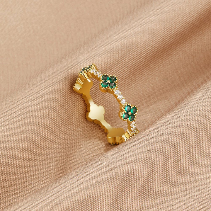 Lucky - Four-Leaf Clover Crystal Ring